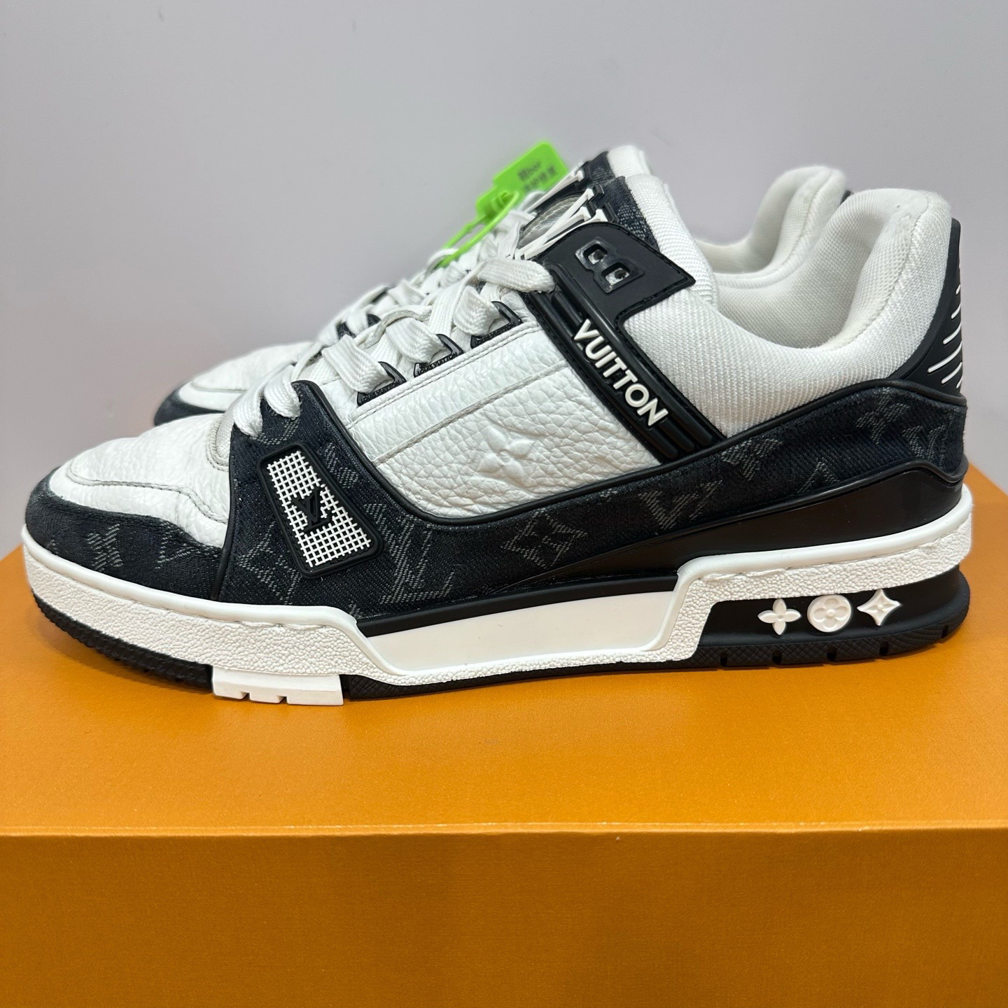 95新 LouisVuitton/路易威登 41码 路易威登 LV trainer 黑白牛仔