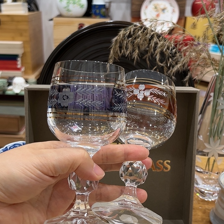 瓷片西和哈哈哈真的好