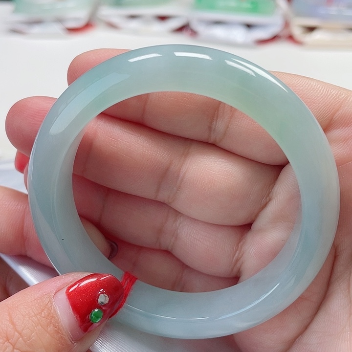 翡翠手镯未镶嵌缅甸翡翠手镯54圈