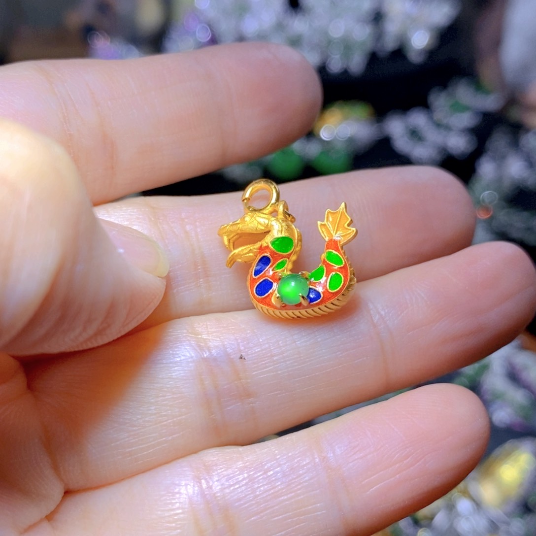 翡翠颈饰银S925镶嵌天然翡翠