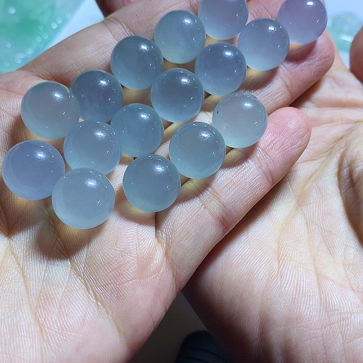 定制翡翠未镶嵌天然翡翠珠子