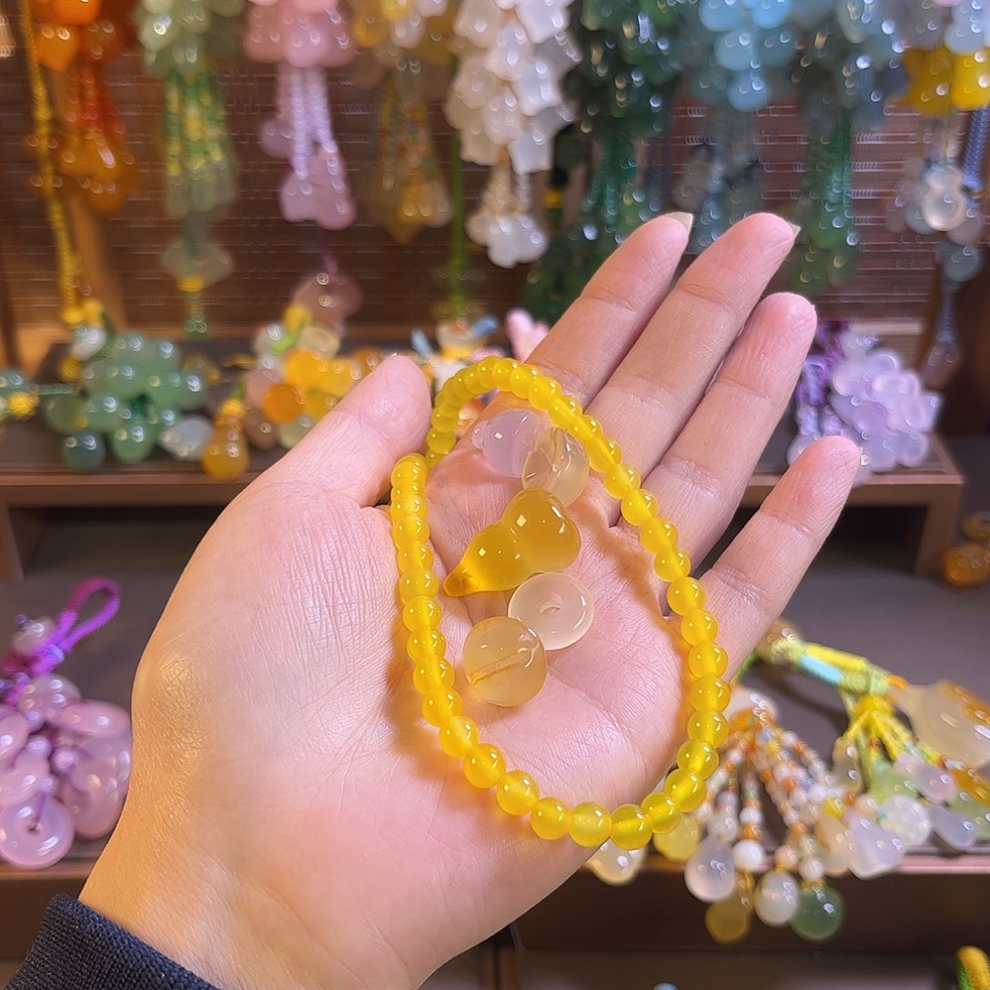 长***具玛瑙/玉髓未镶嵌车挂手机链