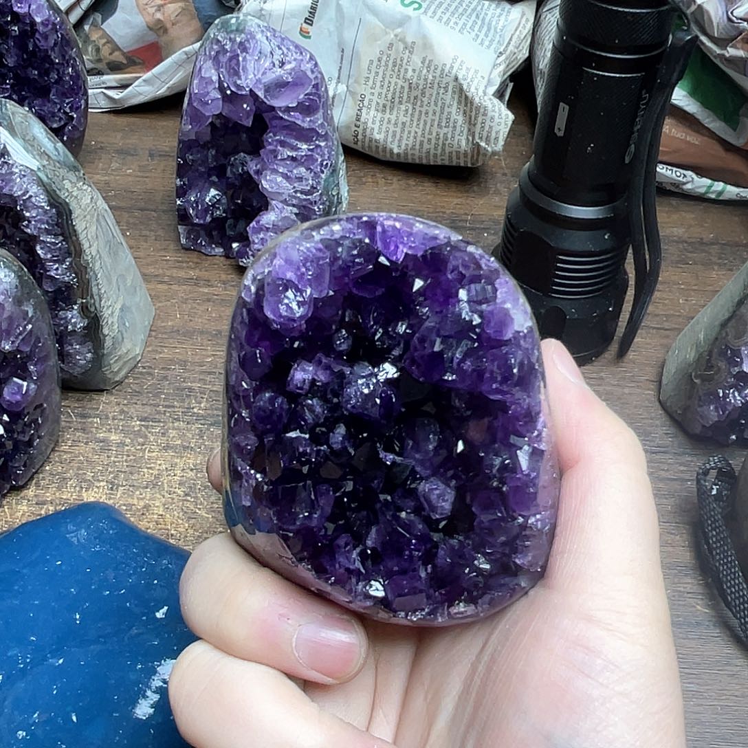 紫晶大型摆件（非配饰）未镶嵌