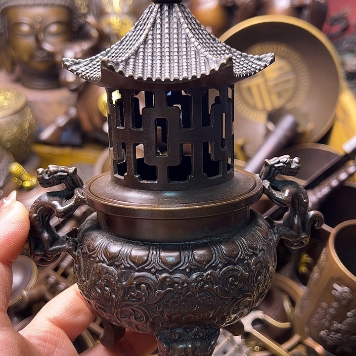 铜1235667789998766788