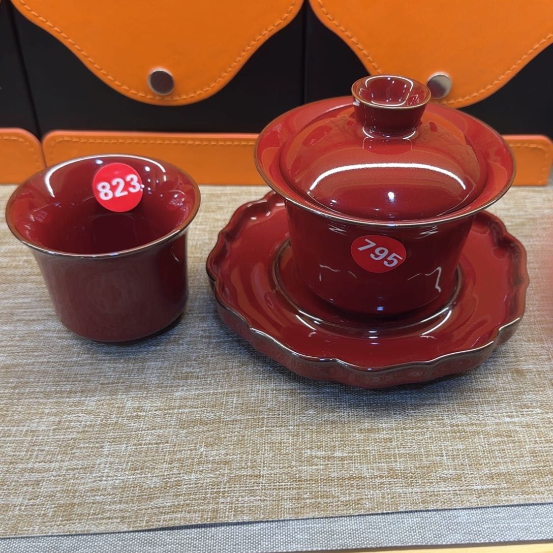 瓷片开播见面礼！！！？！！！