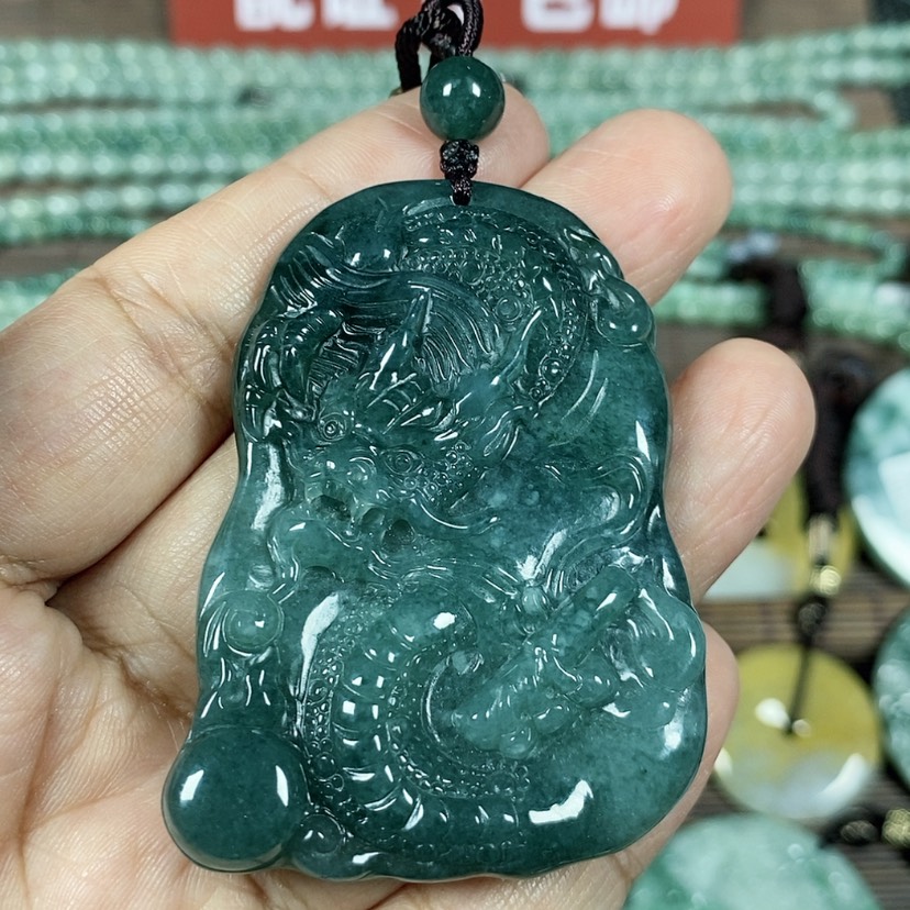 【闪购商品】翡翠颈饰未镶嵌玉吊坠翡翠玉随性龙牌
