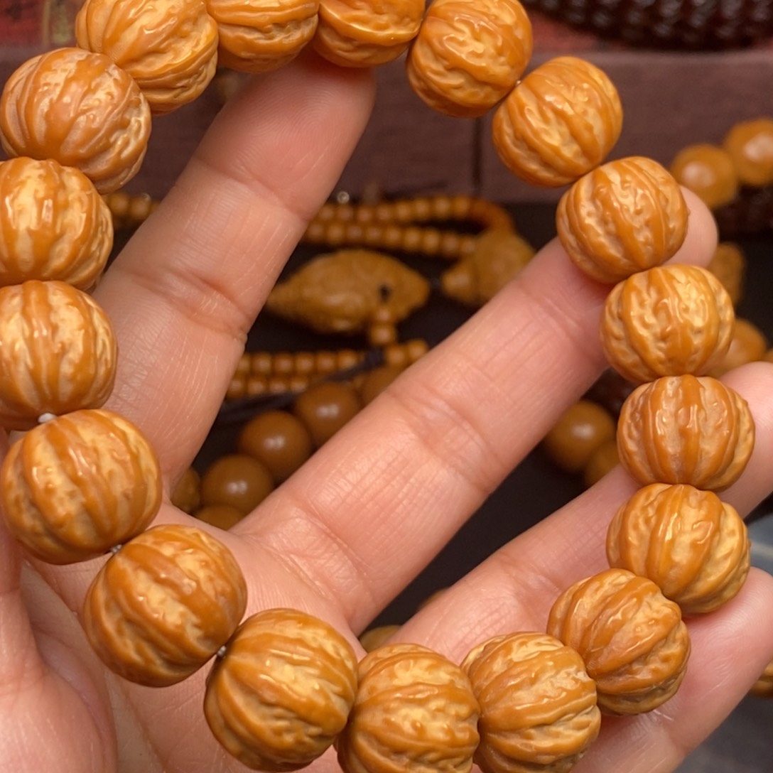 猴头核桃吊坠橄榄核桃