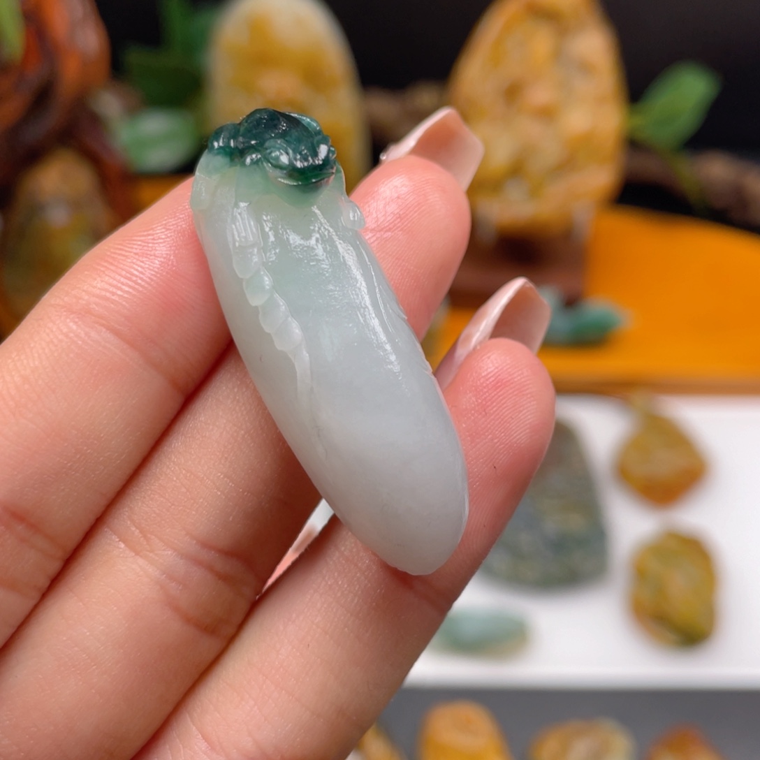 定制翡翠未镶嵌翡翠
