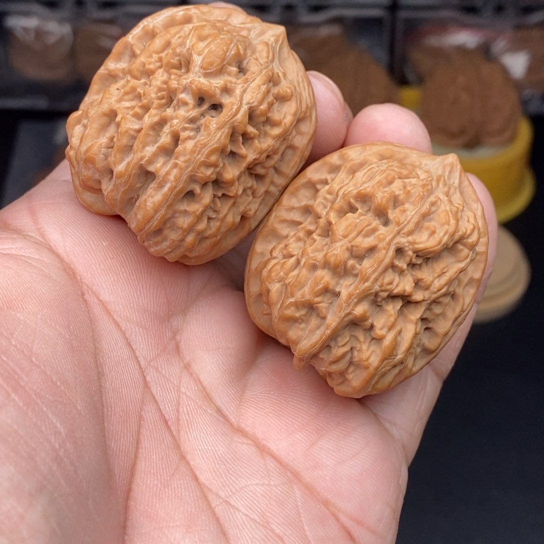 核桃把件36左右西北将军榜