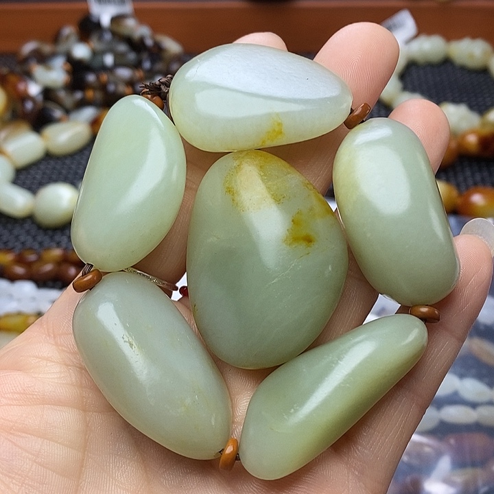 手链未镶嵌和田玉雨**面