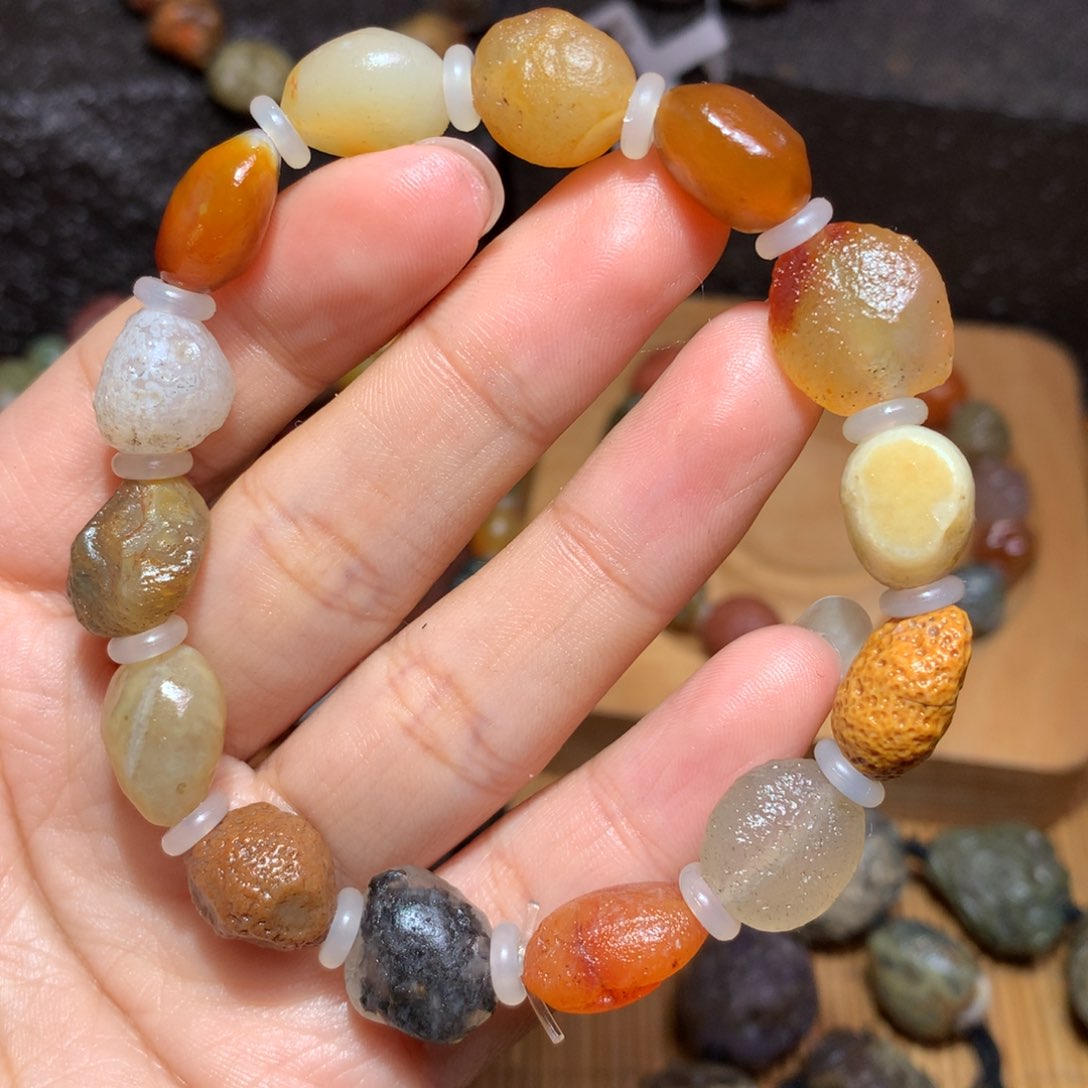 未镶嵌玛瑙/玉髓珠宝半成品