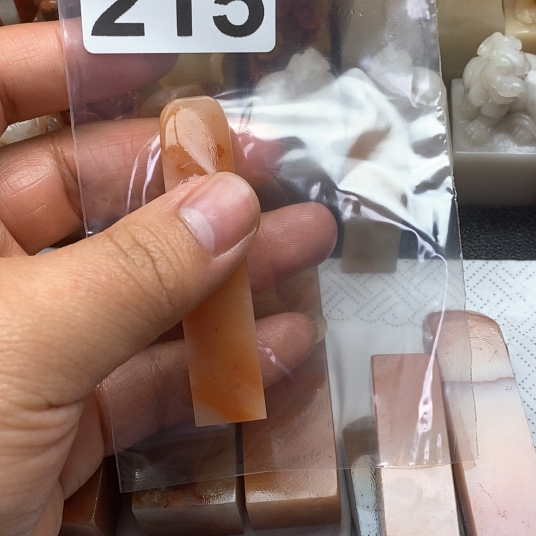 寿山石印石爱****梁老挝石111