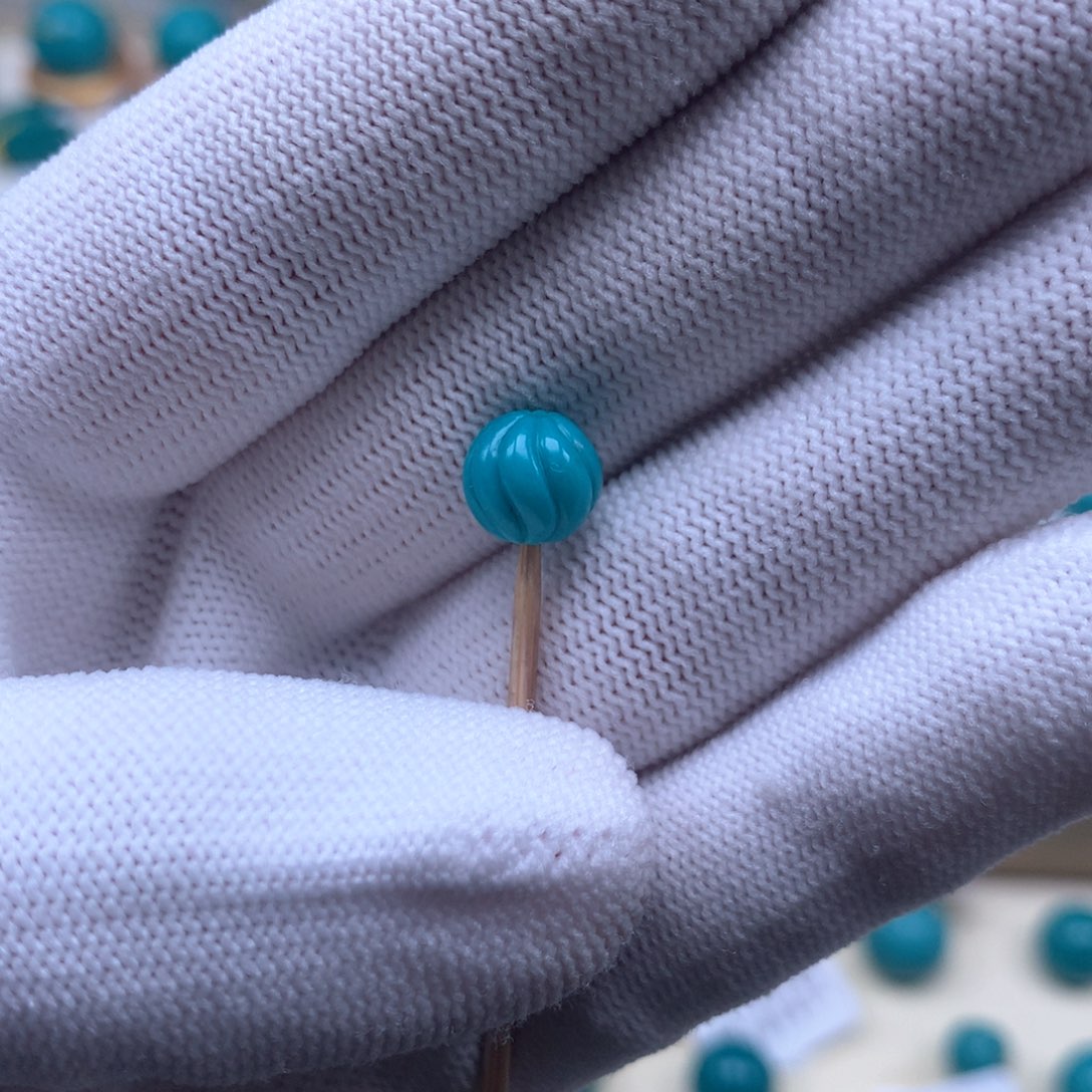 绿松石配饰未镶嵌