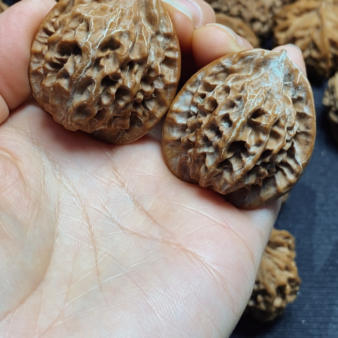 王***伟文玩核桃吊坠秦公子35