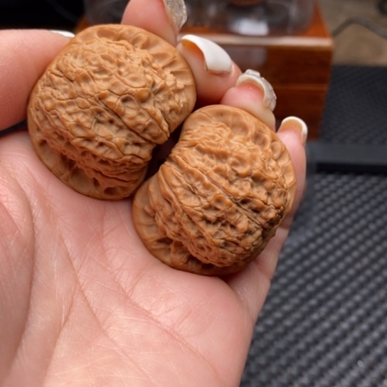 文玩核桃吊坠40全品血麒麟