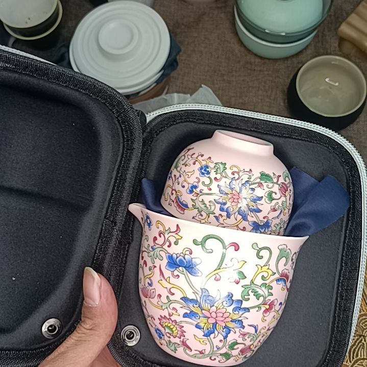法琅彩旅行茶具。。。。。。。。