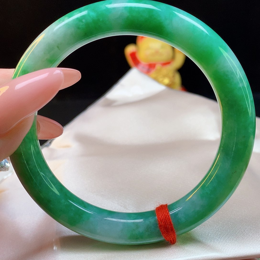 翡翠手镯未镶嵌天然翡翠2065