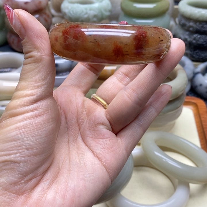 石英岩玉手镯未镶嵌