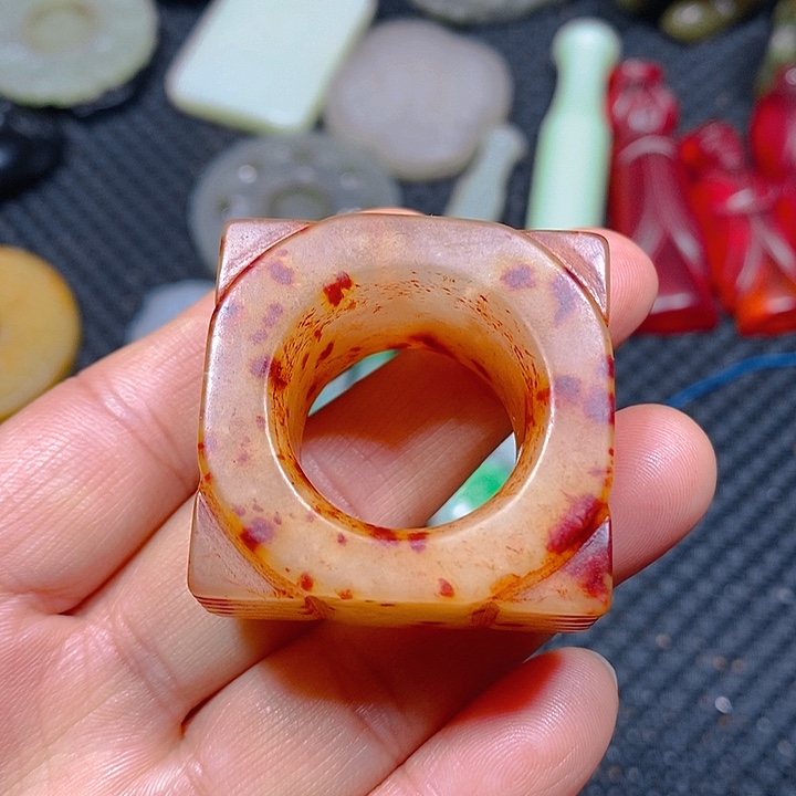 未镶嵌手链和田玉（糖玉）