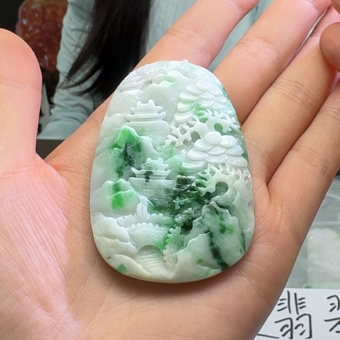 翡翠未镶嵌颈饰天然