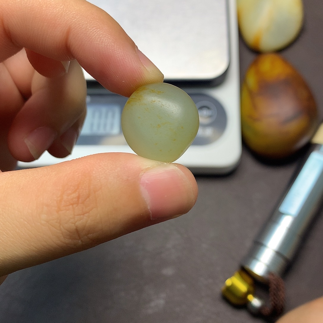 和田玉（糖玉）未镶嵌挂件