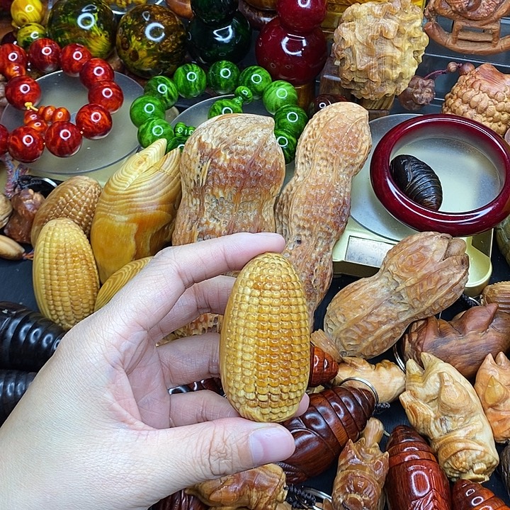 琥珀木琥珀木文玩手串