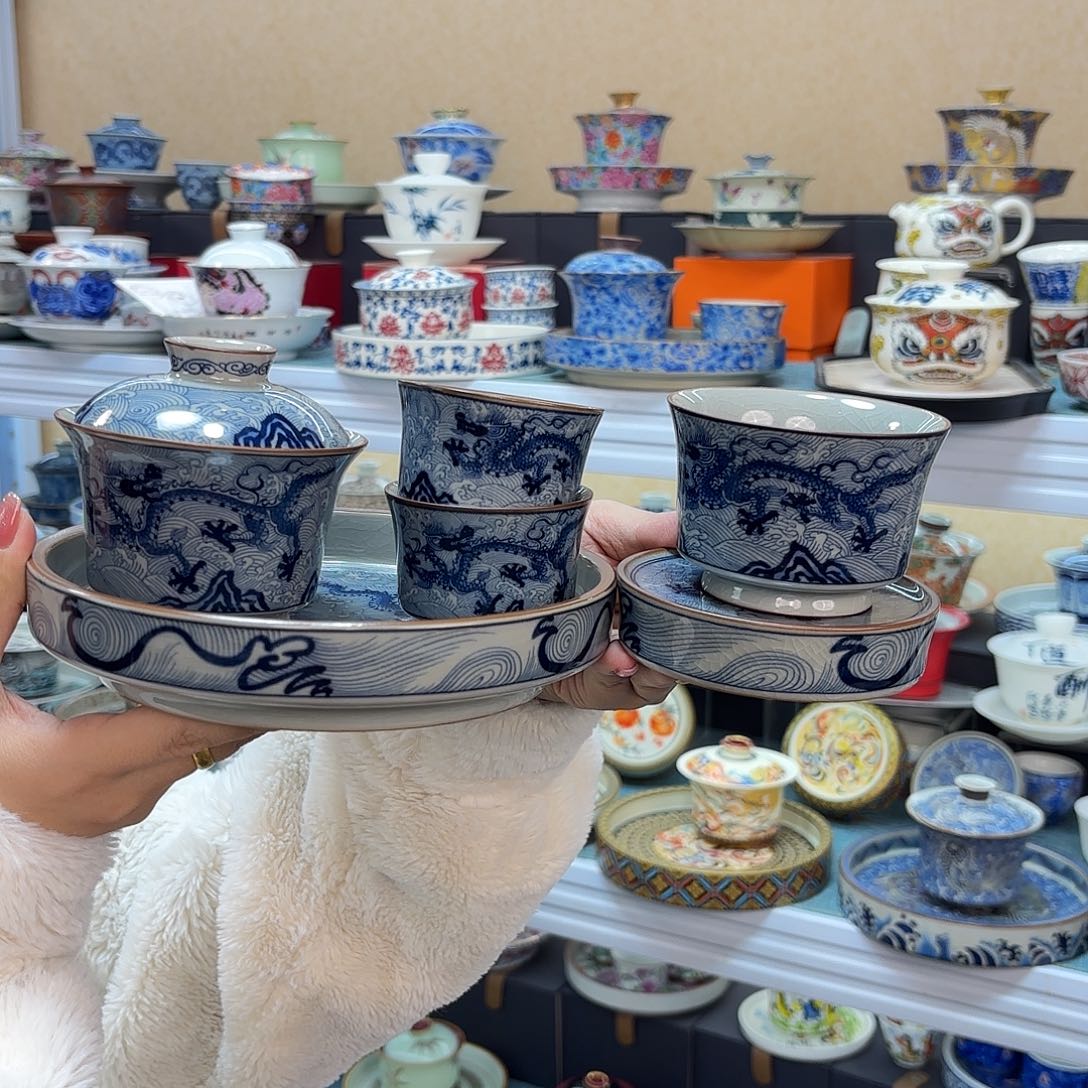 盖碗里的水煮开后放在