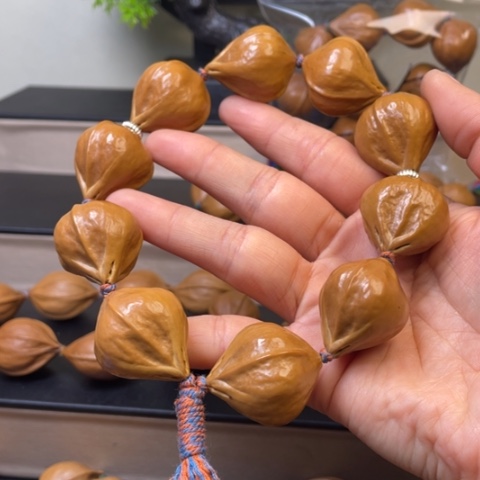 橄榄核橄榄核雕工艺2.6/400