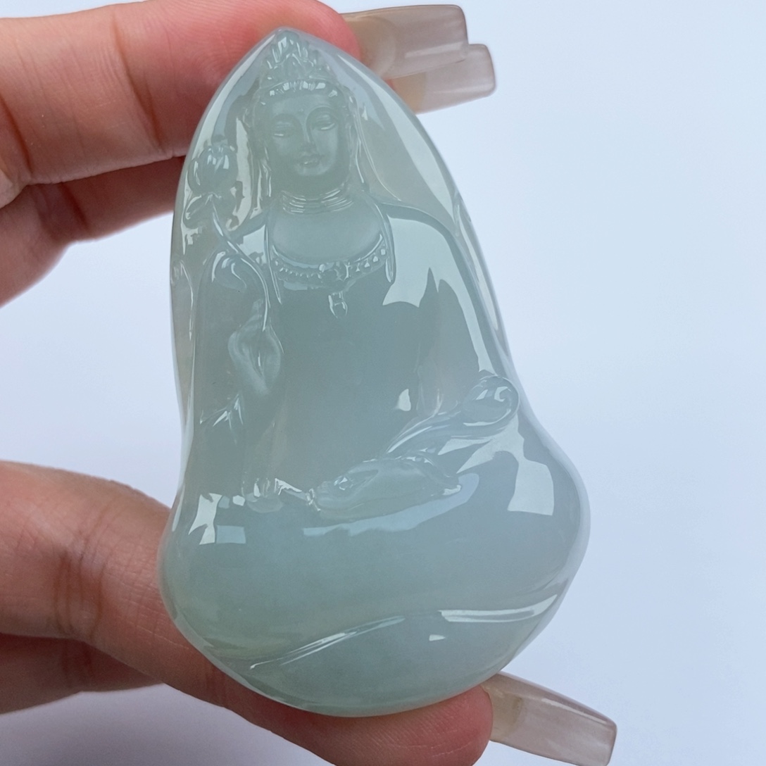 翡翠未镶嵌颈饰素衣观音