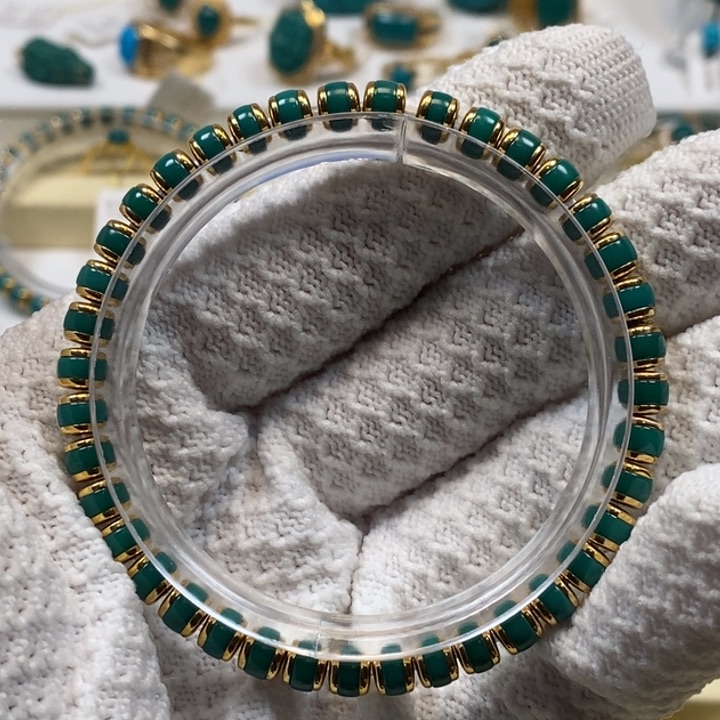 绿松石珠宝奇石18K金镶嵌A207