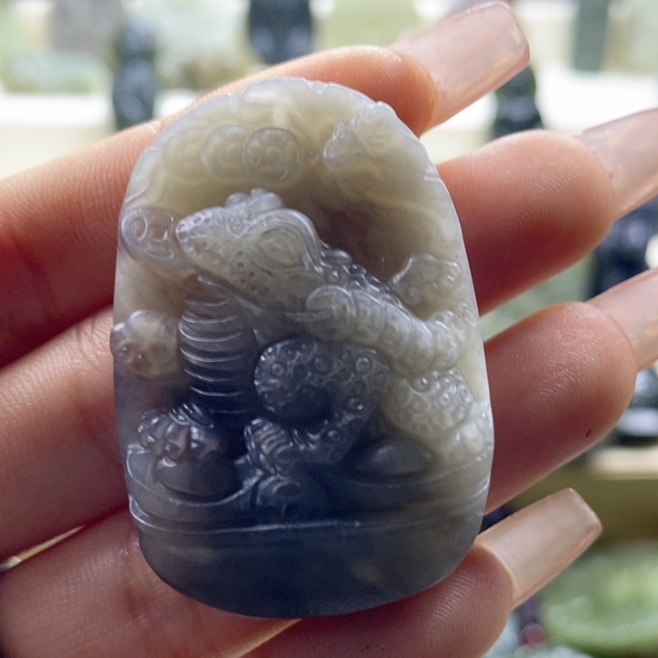 和田玉颈饰未镶嵌一***离