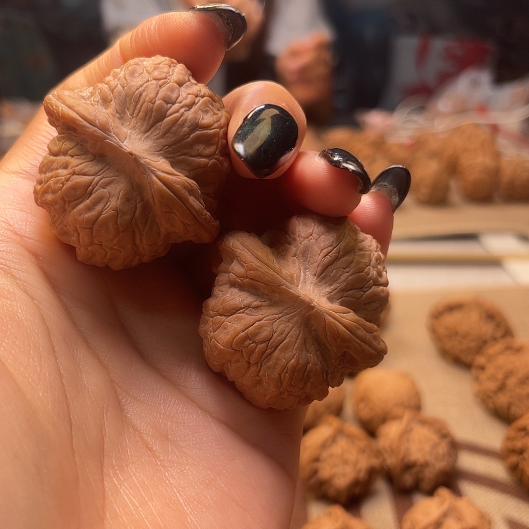 吊坠文玩核桃血麒麟