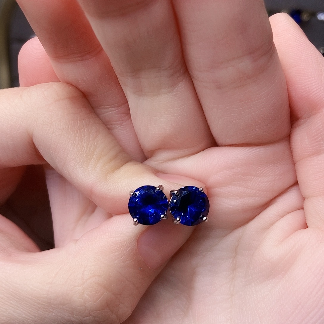 银S925镶嵌耳饰蓝宝石