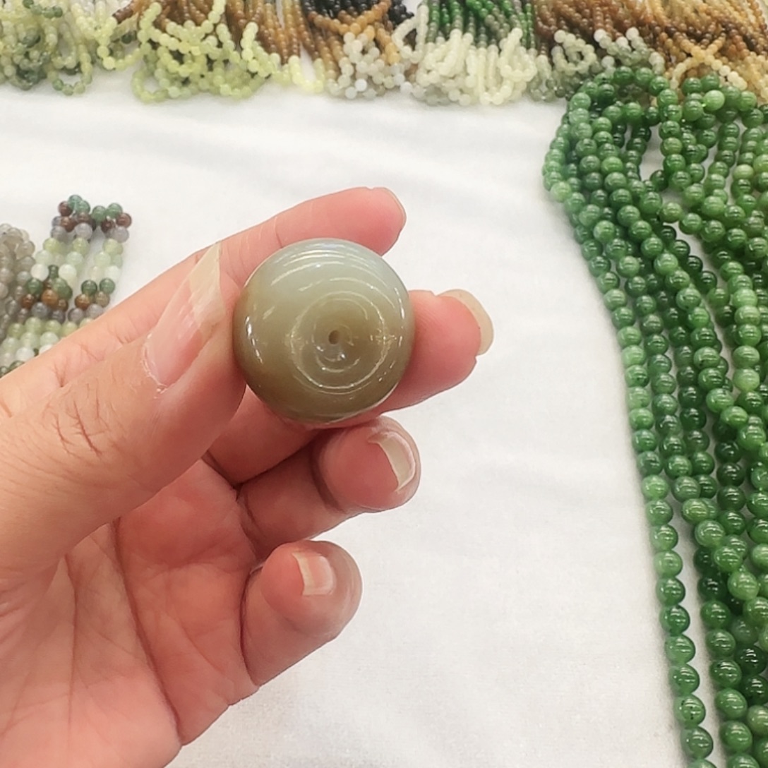 和田玉未镶嵌吊坠(不含链)