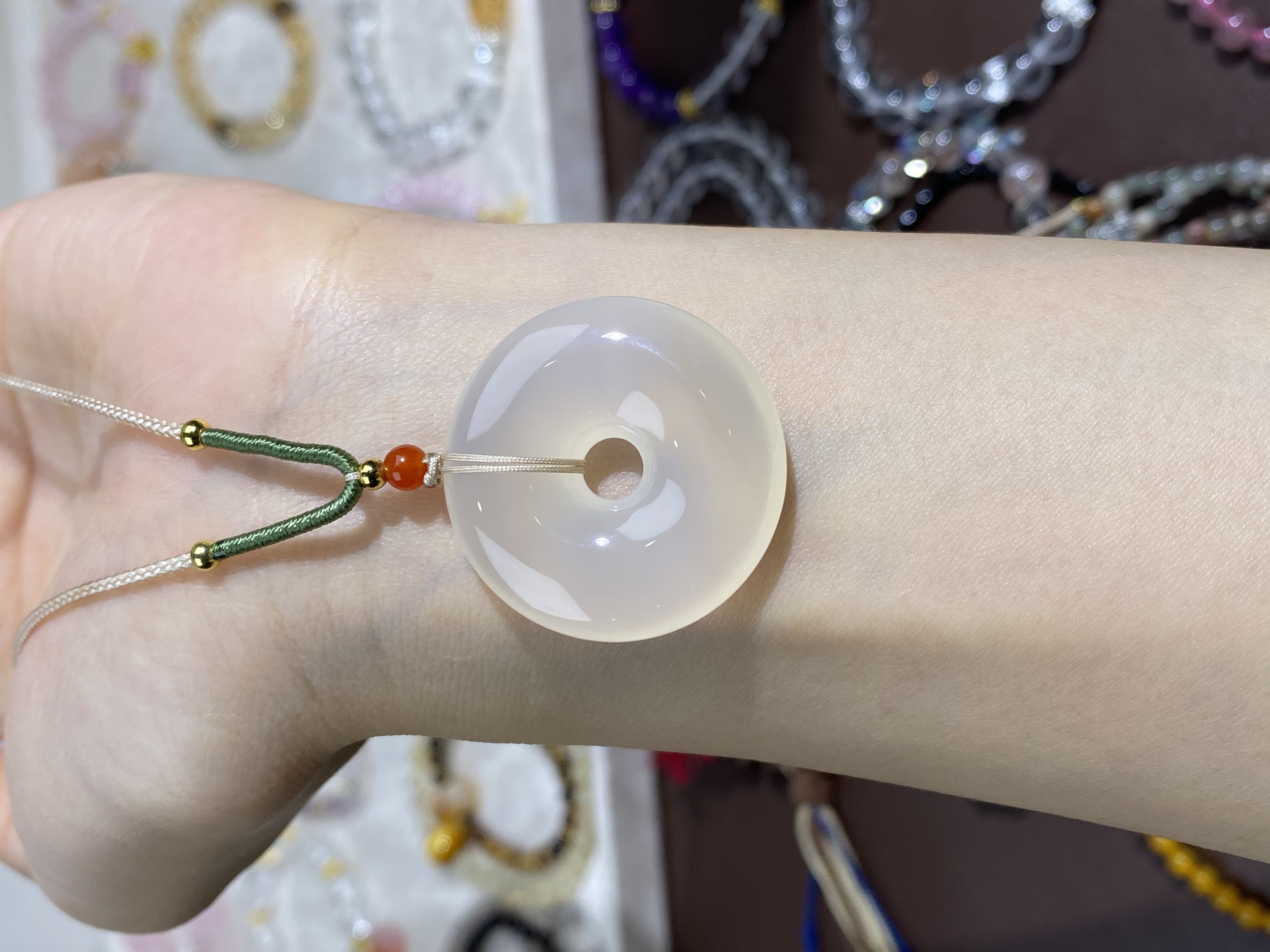 平安扣玛瑙玉髓吊坠