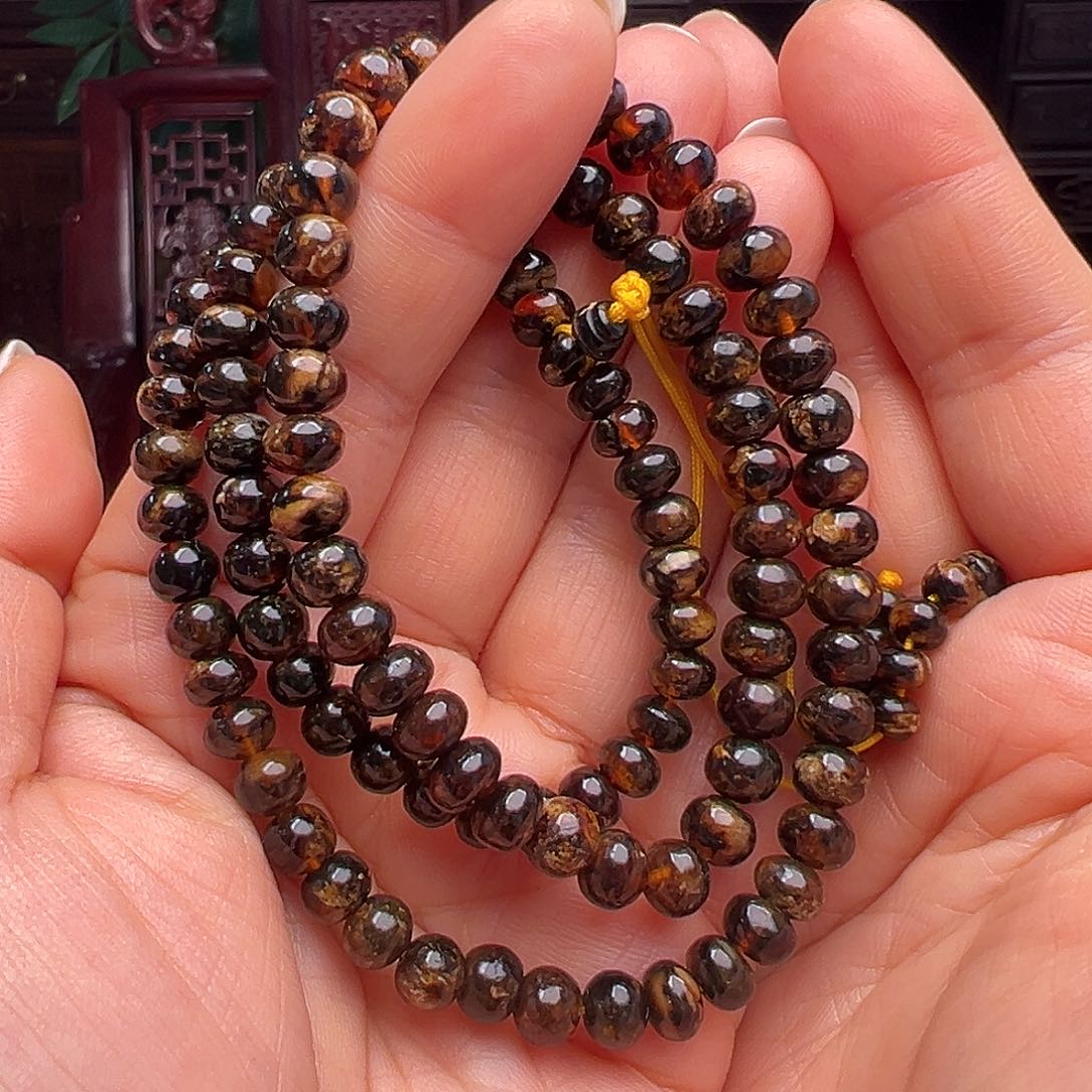 琥珀裸石未镶嵌抚顺琥珀20388。6m m