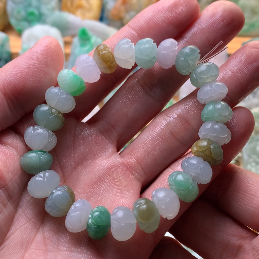 定制翡翠未镶嵌瑛*莲花手串