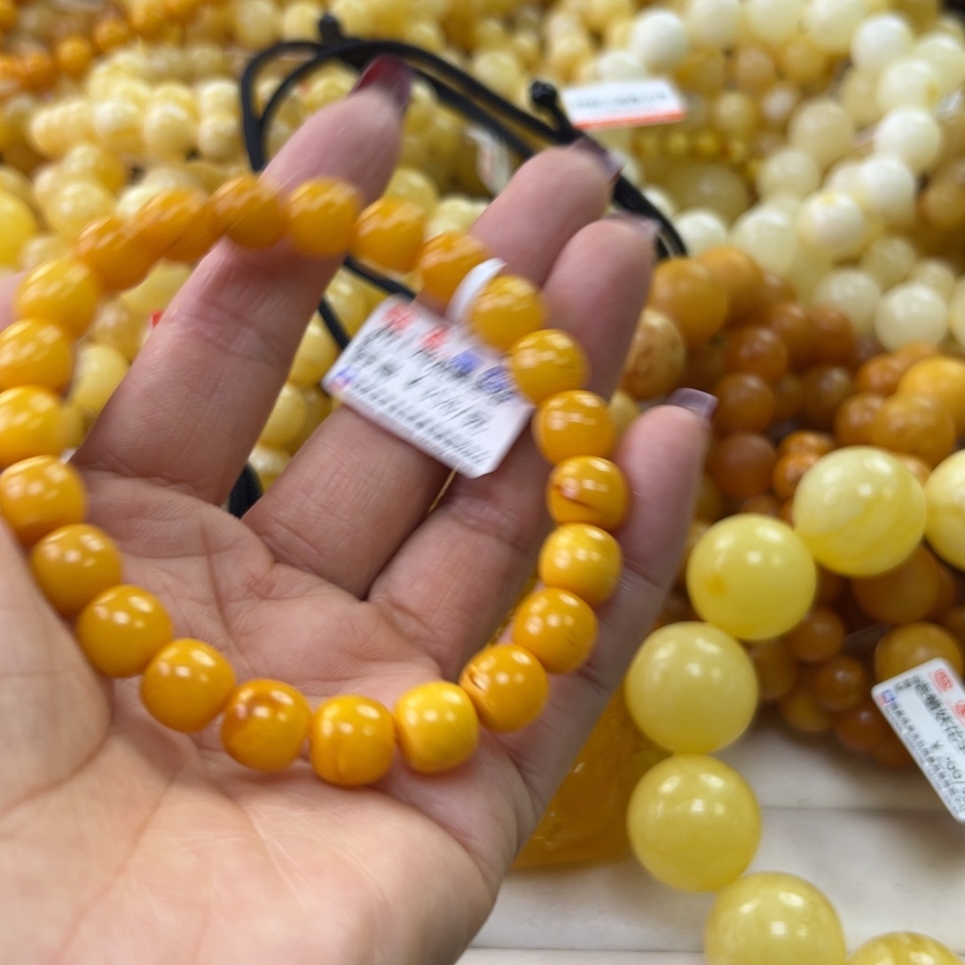 琥珀珠宝奇石未镶嵌