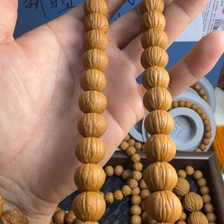 吊坠猴头核桃原皮原色