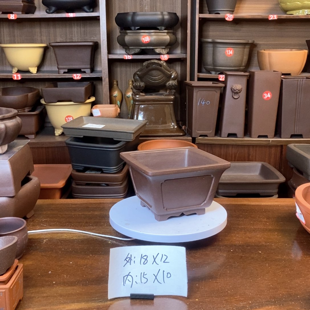 紫砂花盆V****v紫砂花盆