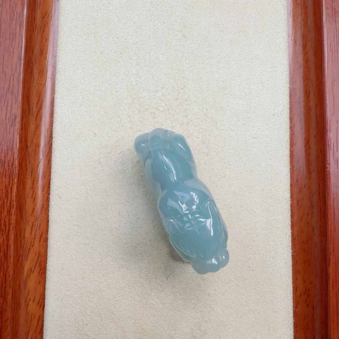 颈饰未镶嵌翡翠孤品