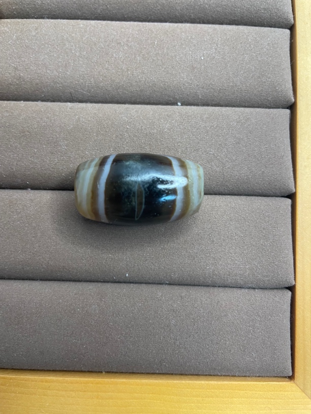藏系到代的蚕丝玛瑙珠
