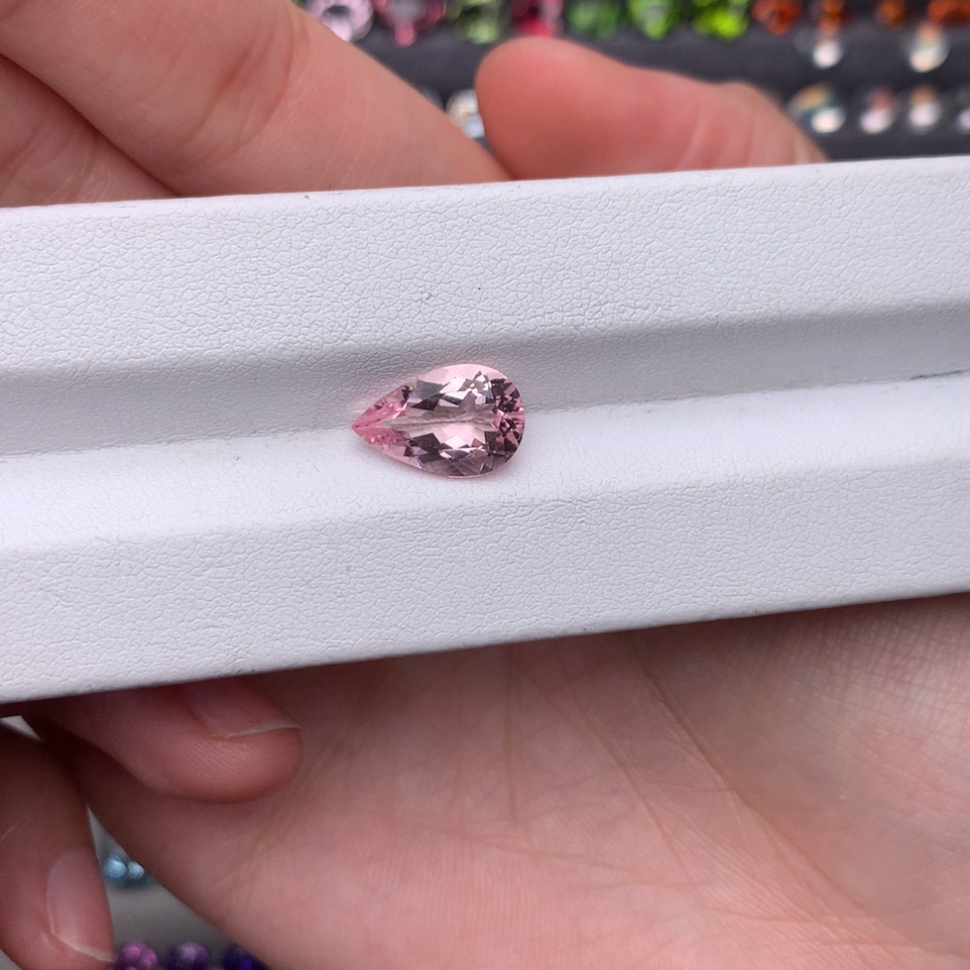 绿柱石（摩根石）裸石3.03ct