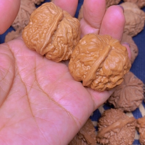 【闪购商品】文玩核桃吊坠一根筋