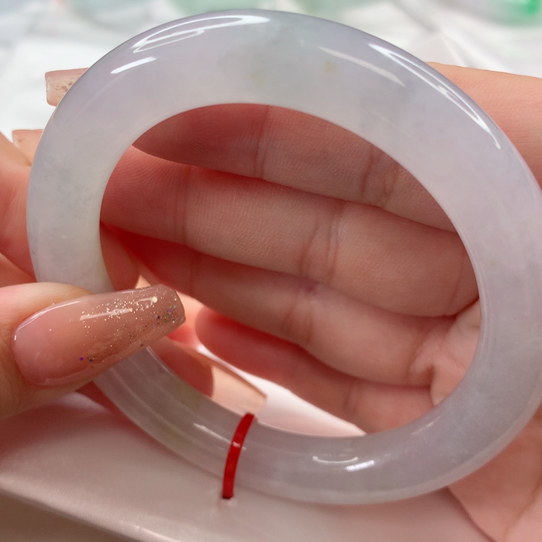 翡翠手镯未镶嵌56圈口