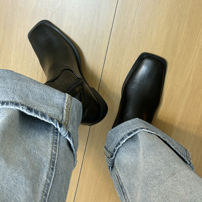 暴走粗跟冬季女鞋靴子切尔西靴休闲风方头短靴女软底马丁靴