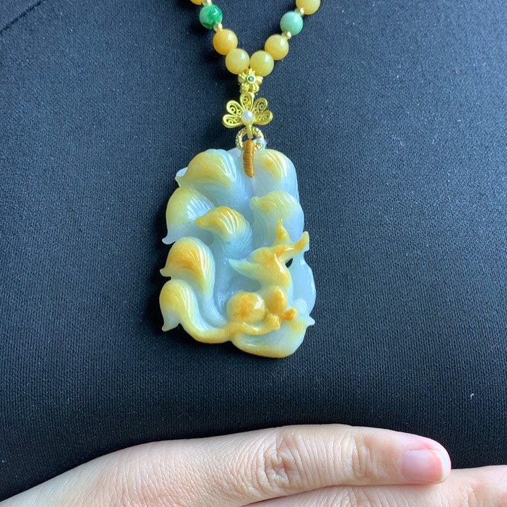 翡翠颈饰未镶嵌翡翠