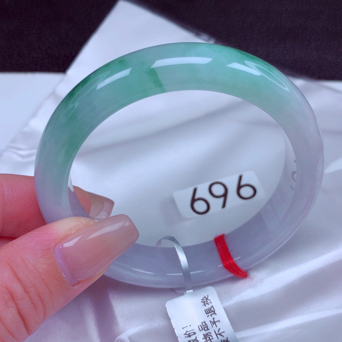 翡翠未镶嵌手镯手镯