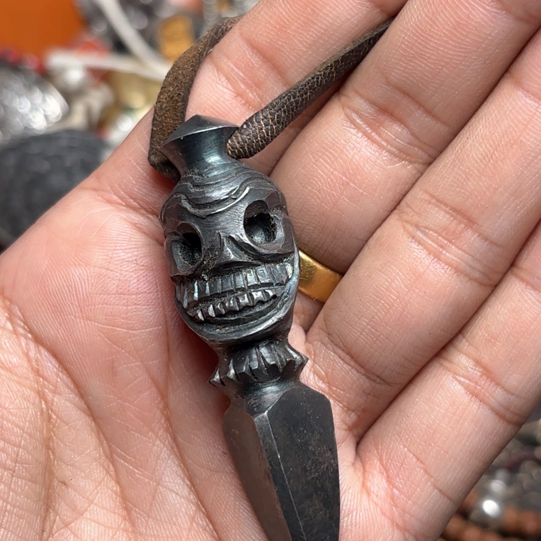 铜星月菩提吊坠项链