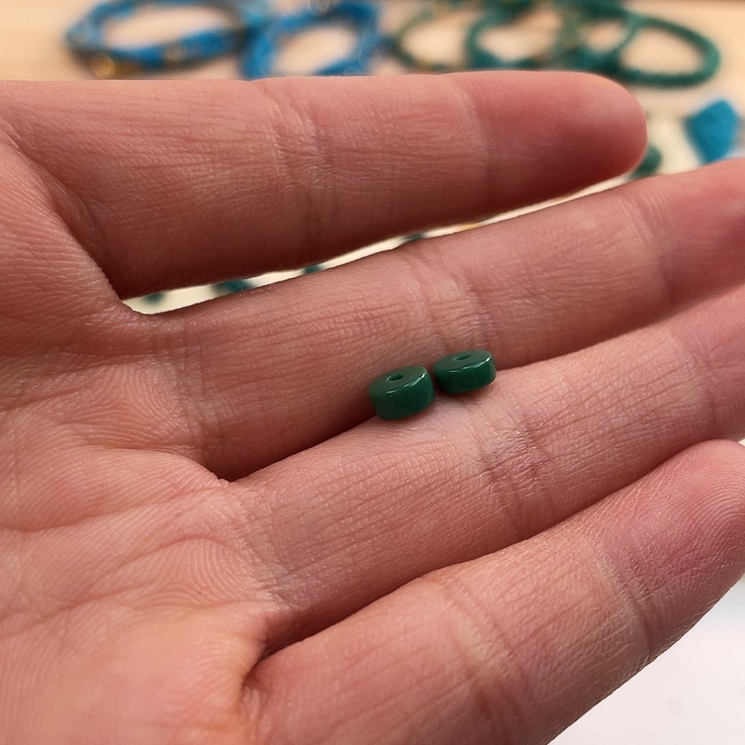 绿松石未镶嵌车挂